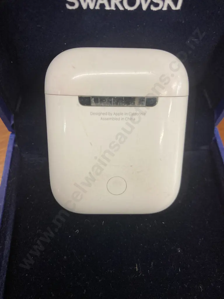 Apple AirPods With Charging Case (Model A1602) Image 1++